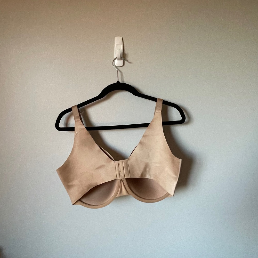 SOLD! Soma Vanishing Back Full Coverage Bra 38G Beige Smooth Underwire - Picture 2 of 10
